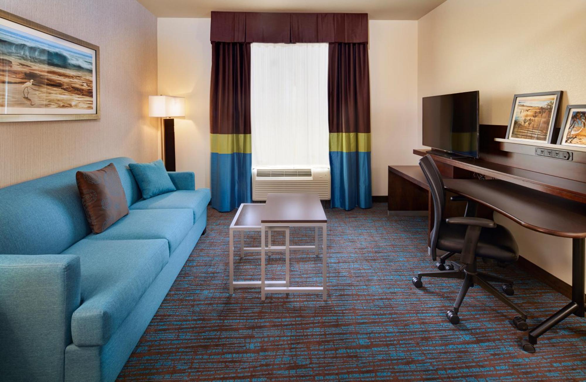 Hotel Fairfield & Riverside Corona/norco