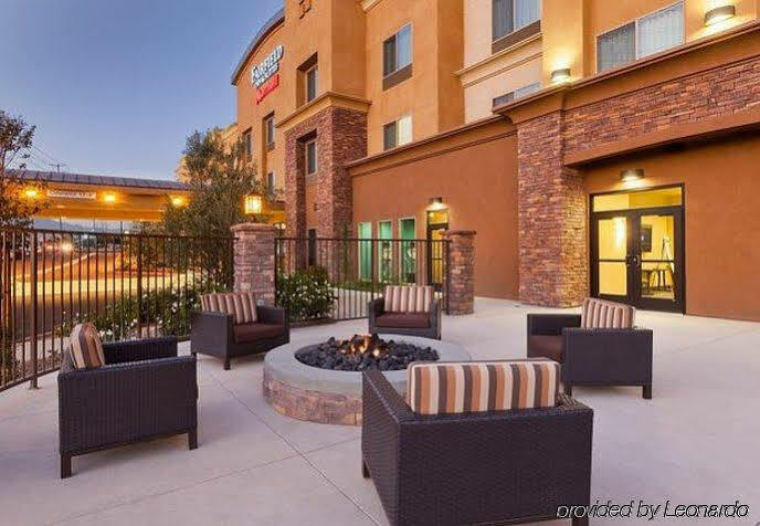 Fairfield & Riverside Corona/norco Hotel 3*